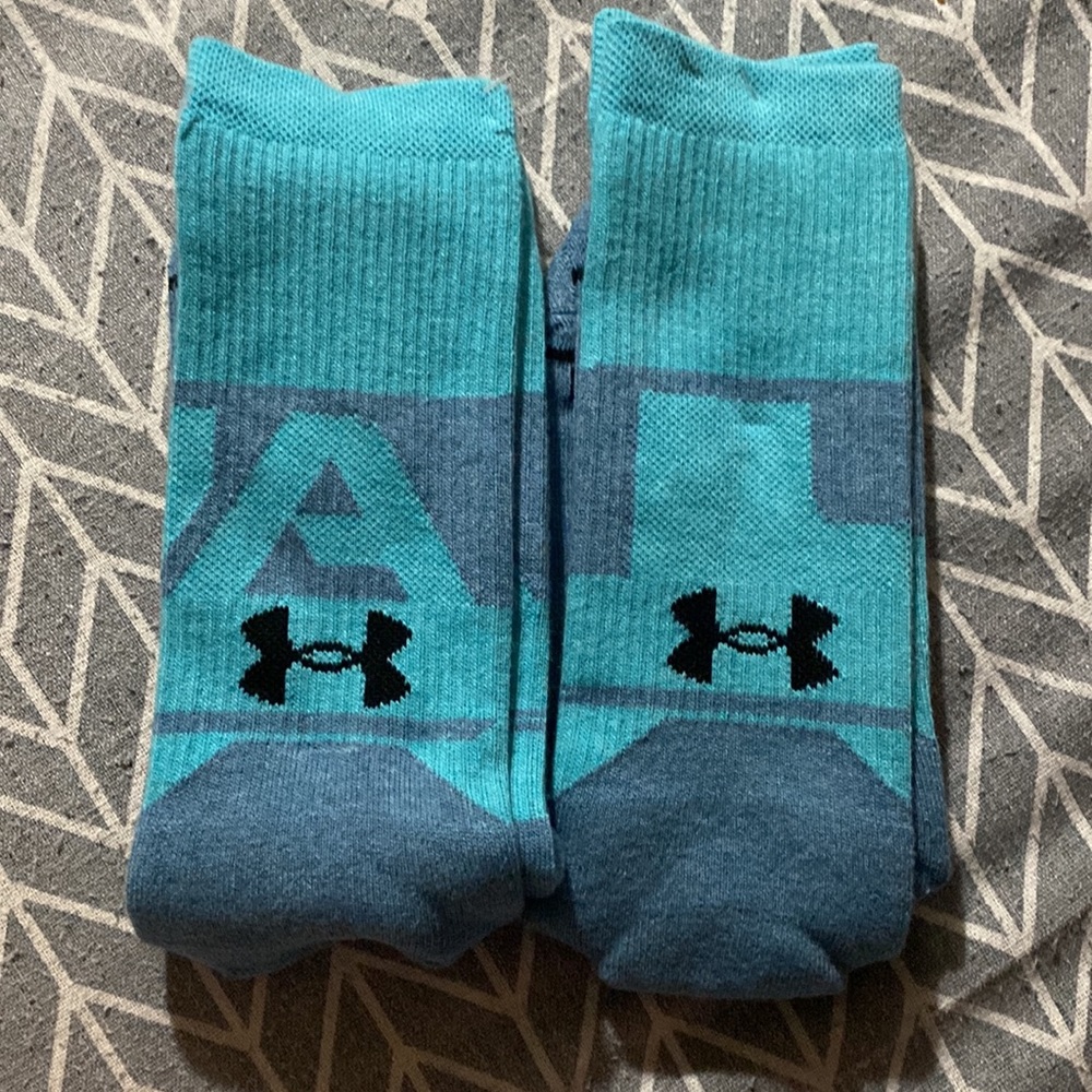 2 x Under Amour hi socks Men 6-12 New without tag